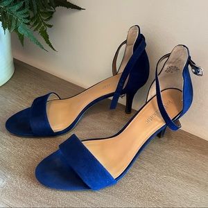 Kelly & Katie Blue Suede Heels! Worn Once!🤩